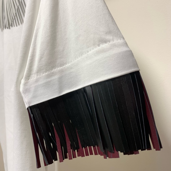 TOGA PULLA white tee shirt with synthetic leather fringe - Picture 3 of 5
